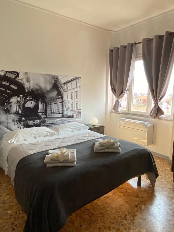 B&B Del Viaggiatore Sarzana Exterior photo